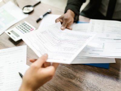 Nêu rõ lý do khẩn cấp trong thư giải thích